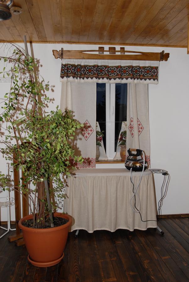 Туристично Розважальний Комплекс "Стіжок" Berehomet Exterior foto